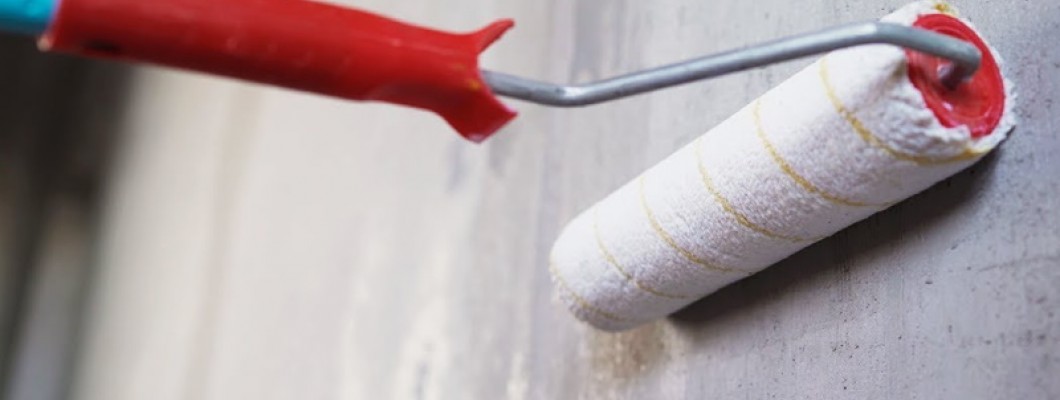 Как выбрать подходящий инструмент для покрытия стен грунтовкой?