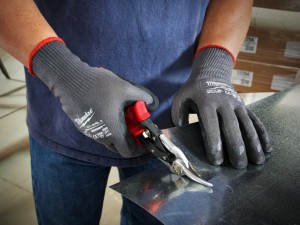 Разновидности рабочих рукавиц и советы по их выбору