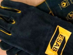 Сварочные перчатки «ESAB Heavy Duty Black»